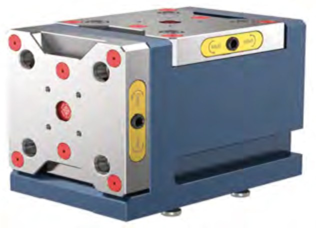 Compatible positioning locator — 兼容型定位板